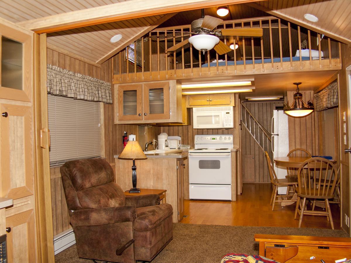 Three Rivers Resort Almont Exterior foto
